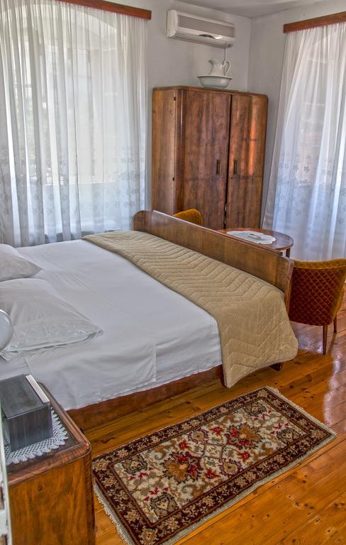 Marina Rooms Komiža Zimmer foto